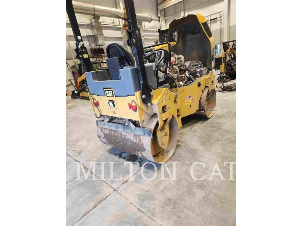 CAT CB34B مداحل ثنائية الاسطوانة