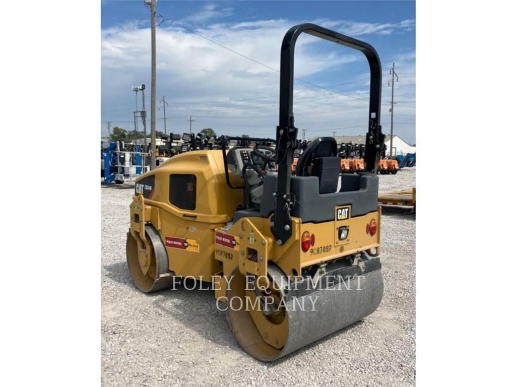 CAT CB34B ضاغطات التربة