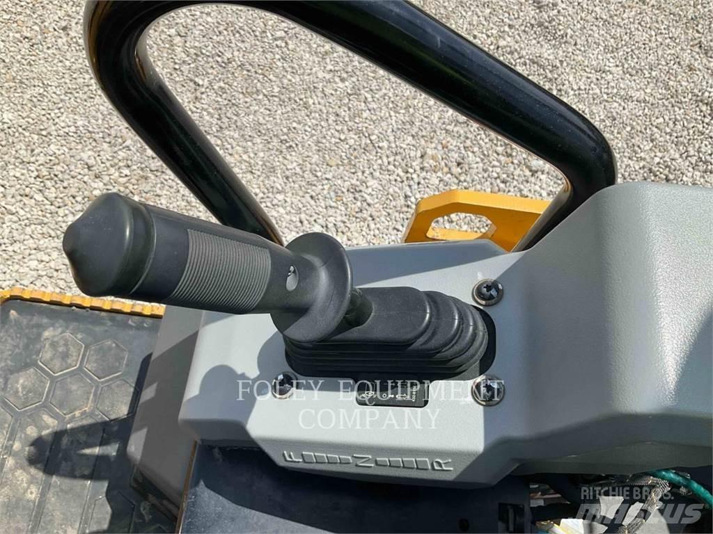 CAT CB4.003 ضاغطات التربة