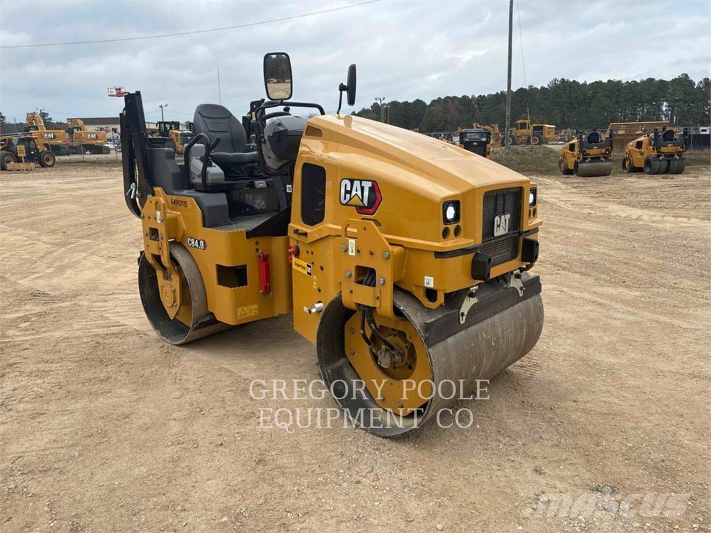 CAT CB4.003 مداحل ثنائية الاسطوانة