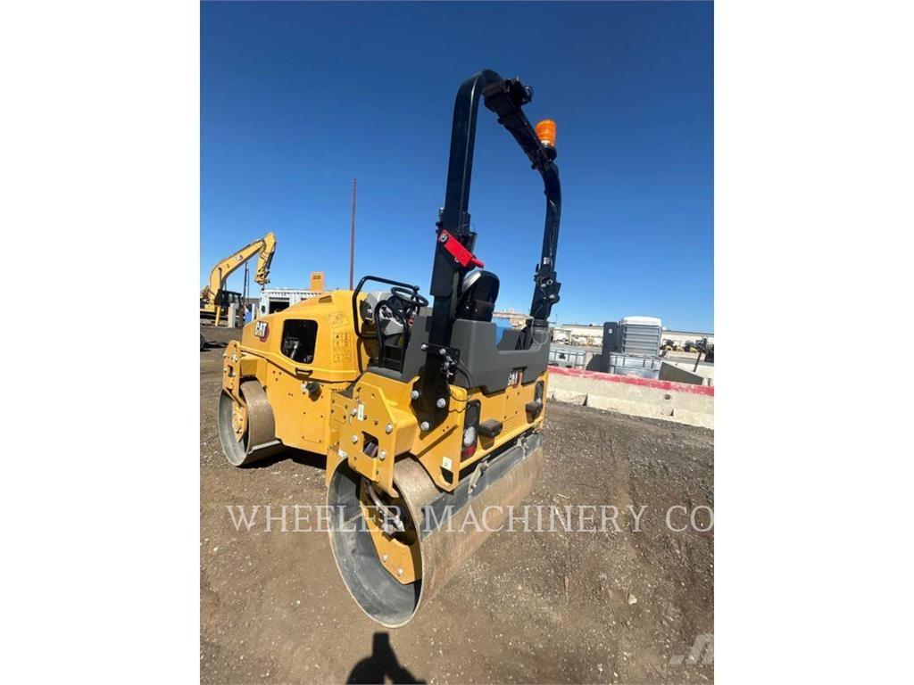CAT CB4.4 مداحل ثنائية الاسطوانة