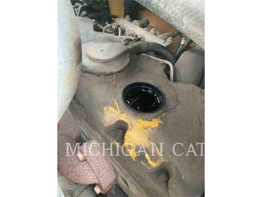 CAT CB54 XW مداحل ثنائية الاسطوانة