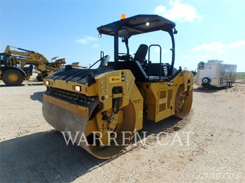 CAT CB66B معدات السفلتة