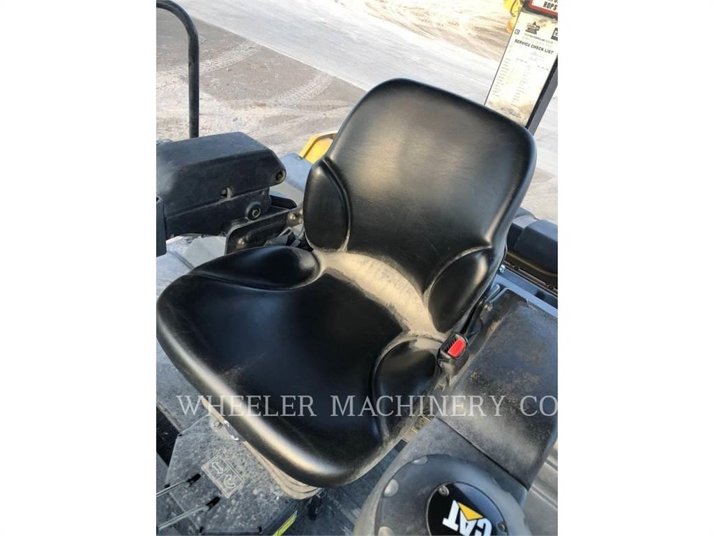 CAT CB66B CW مداحل ثنائية الاسطوانة