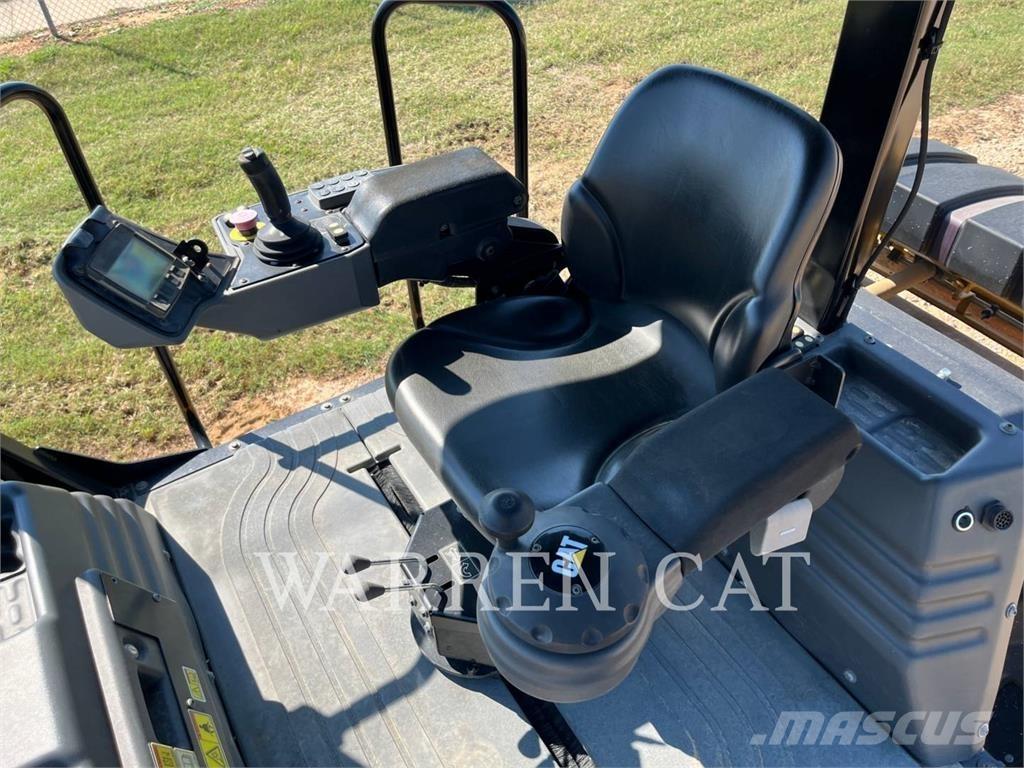 CAT CB8 ضاغطات التربة