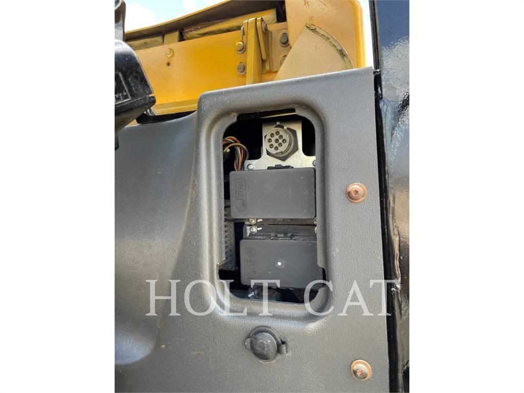 CAT CP54B مداحل أحادية الأسطوانة