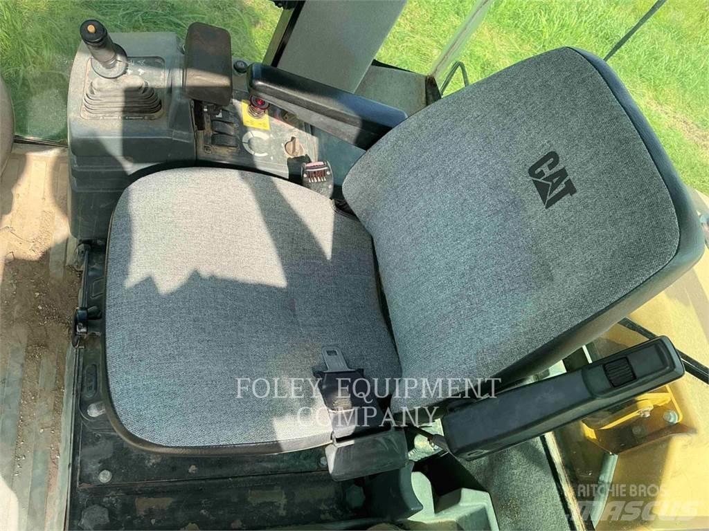 CAT CP56 ضاغطات التربة