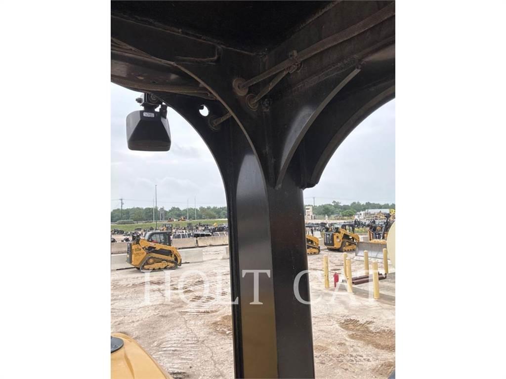 CAT CP56B مداحل أحادية الأسطوانة