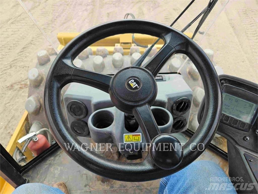 CAT CP56B ضاغطات التربة