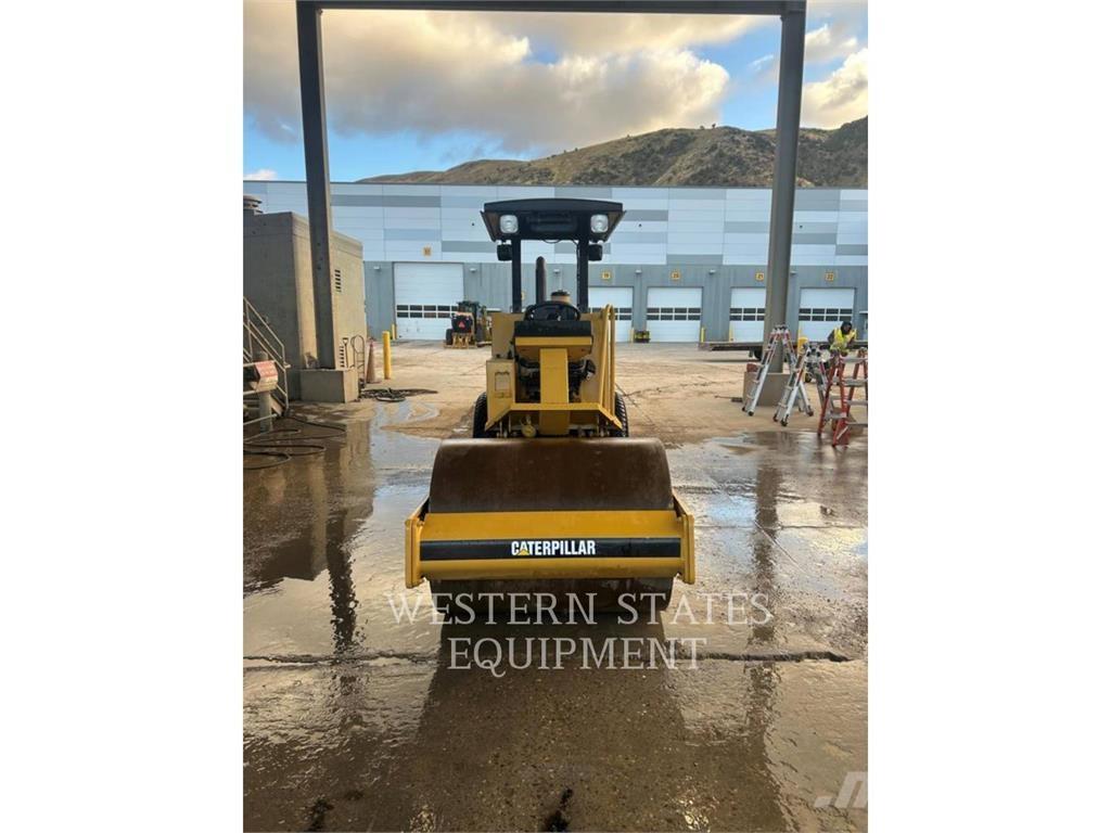 CAT CS-323C مداحل أحادية الأسطوانة