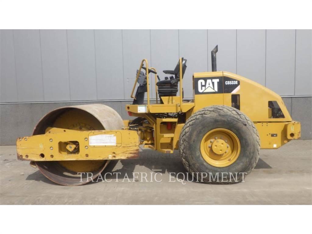CAT CS-533E مداحل أحادية الأسطوانة