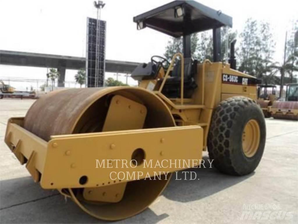 CAT CS-563CAW مداحل أحادية الأسطوانة