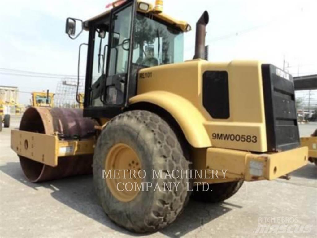 CAT CS-563DAW مداحل أحادية الأسطوانة