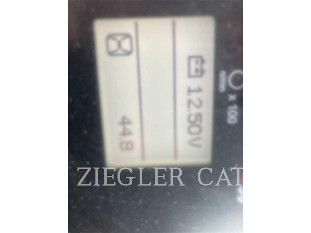 CAT CS11GC ضاغطات التربة