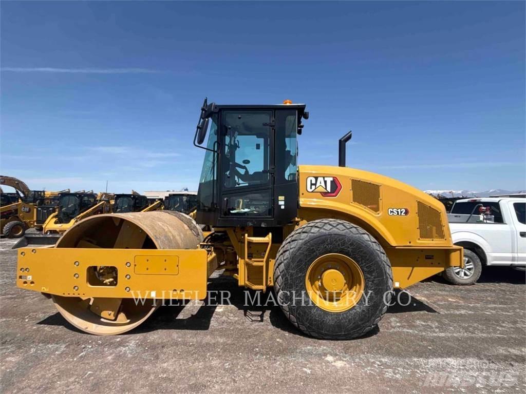 CAT CS12 مداحل أحادية الأسطوانة