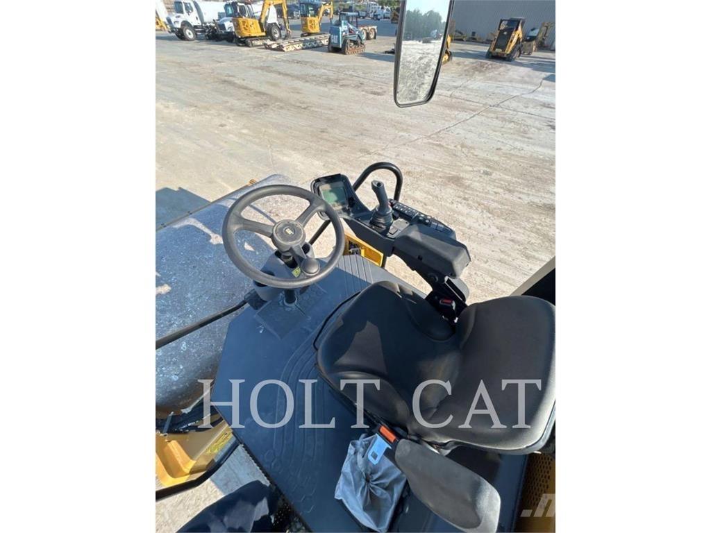 CAT CS12 مداحل أحادية الأسطوانة