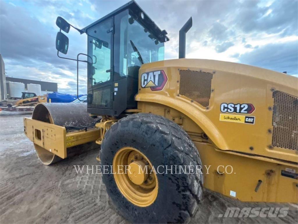 CAT CS12 مداحل أحادية الأسطوانة