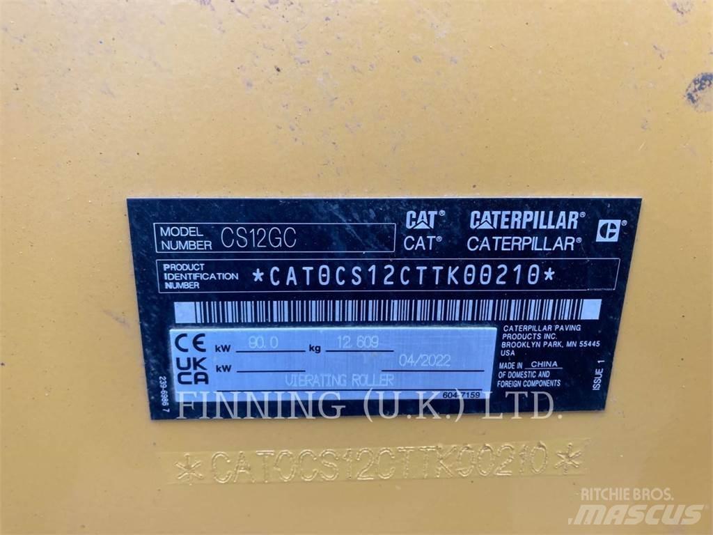 CAT CS12GC ضاغطات التربة