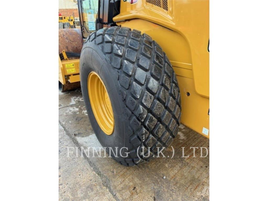 CAT CS12GC ضاغطات التربة