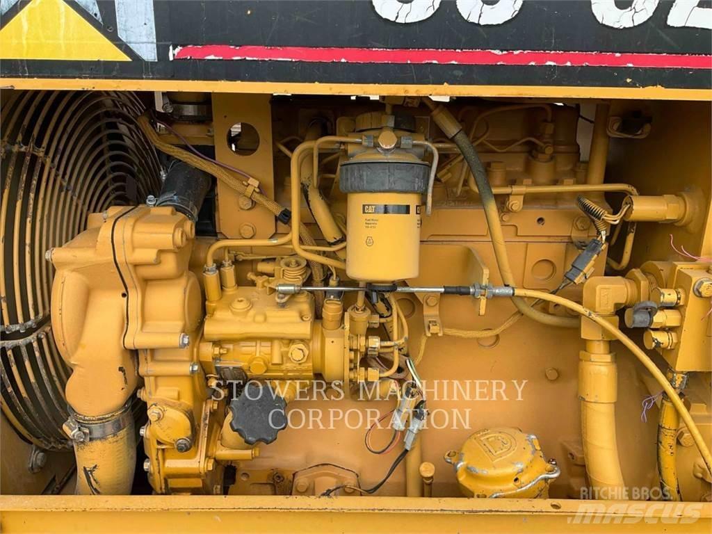 CAT CS323C ضاغطات التربة