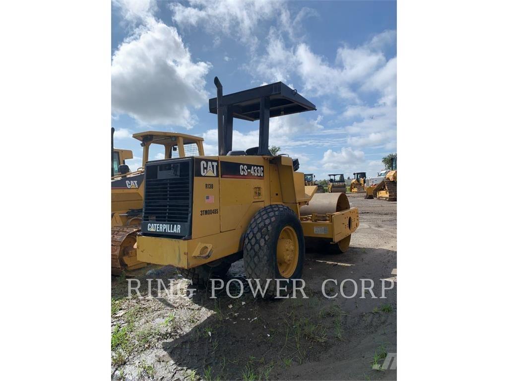 CAT CS433C مداحل ثنائية الاسطوانة