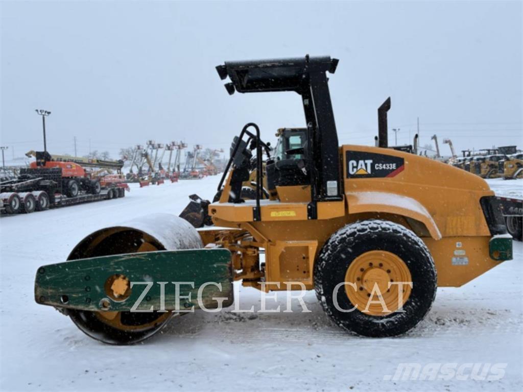 CAT CS433E ضاغطات التربة