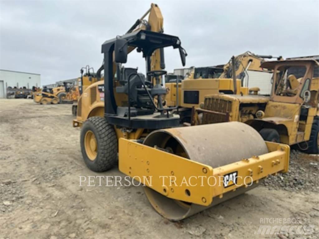 CAT CS44B معدات السفلتة