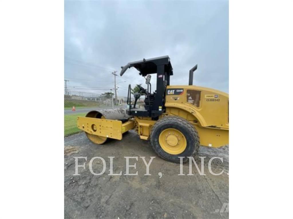 CAT CS44B مداحل أحادية الأسطوانة