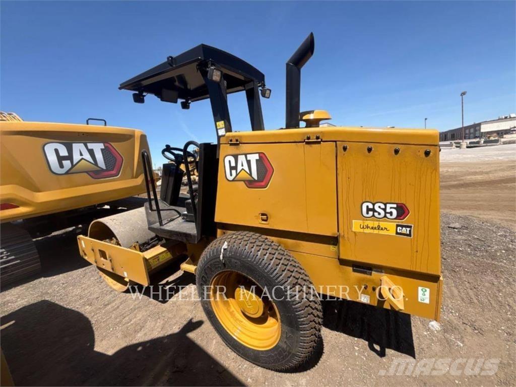 CAT CS5 مداحل أحادية الأسطوانة