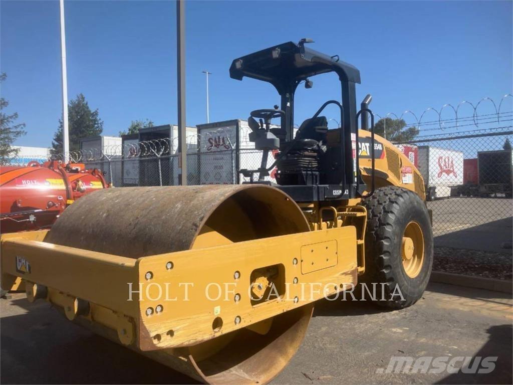 CAT CS54 ضاغطات التربة