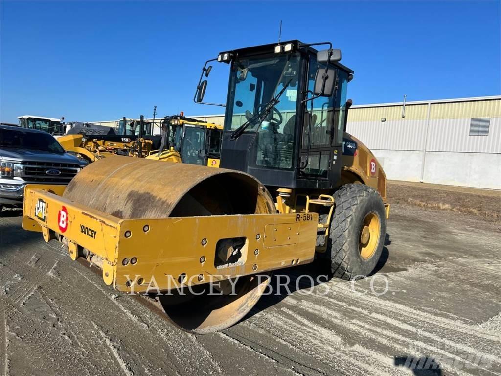 CAT CS54B AC ضاغطات التربة