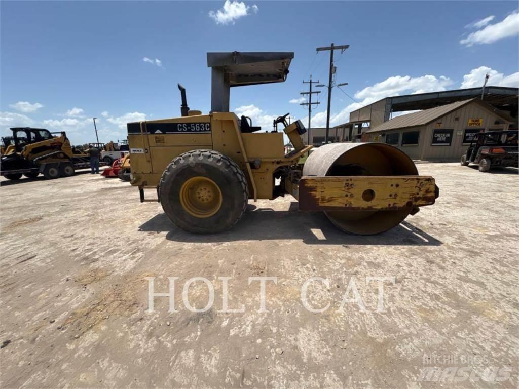 CAT CS563C مداحل أحادية الأسطوانة