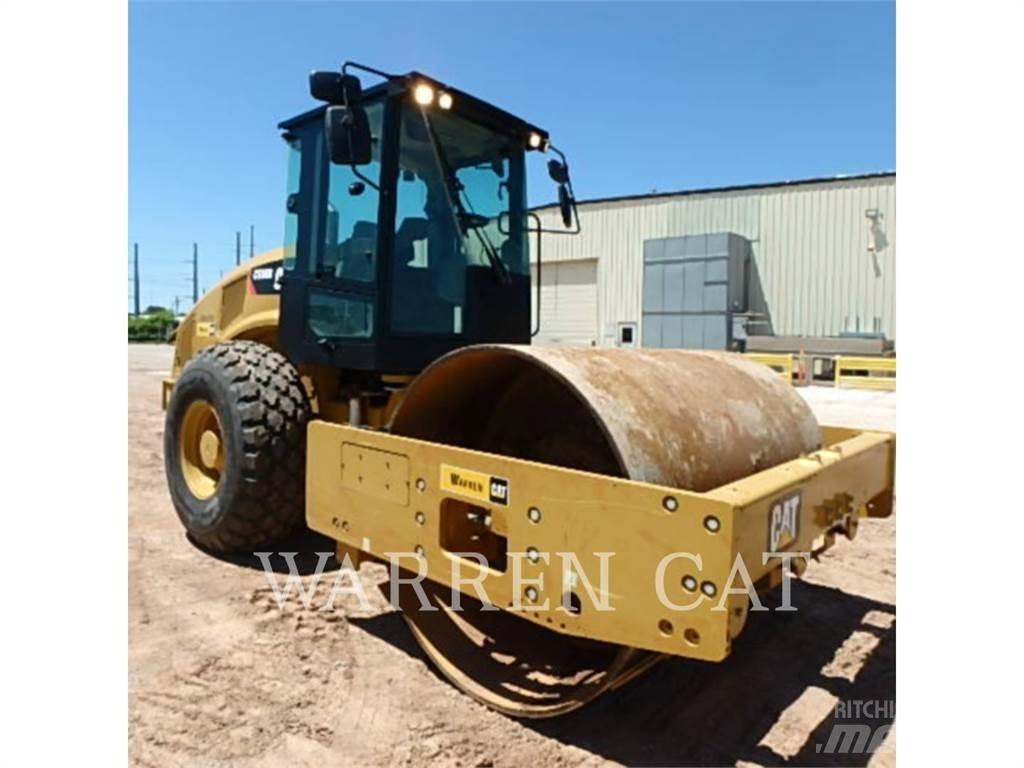 CAT CS56B معدات السفلتة
