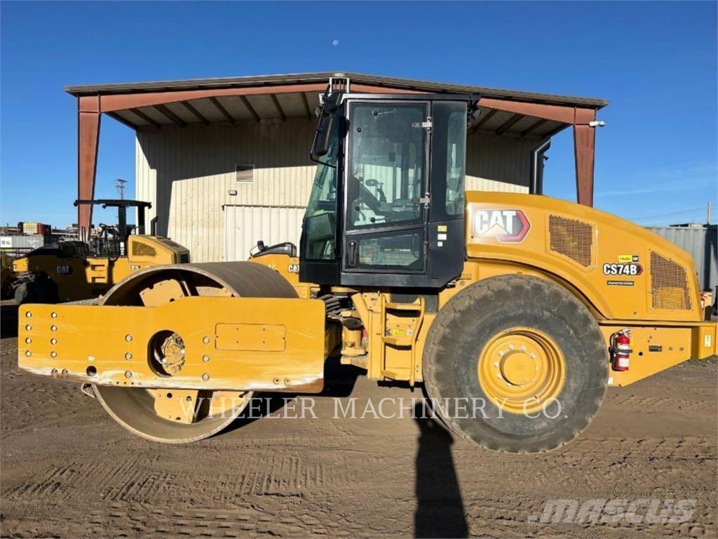 CAT CS74B مداحل أحادية الأسطوانة