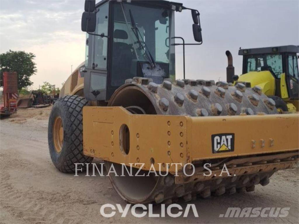 CAT CS74B مداحل أحادية الأسطوانة