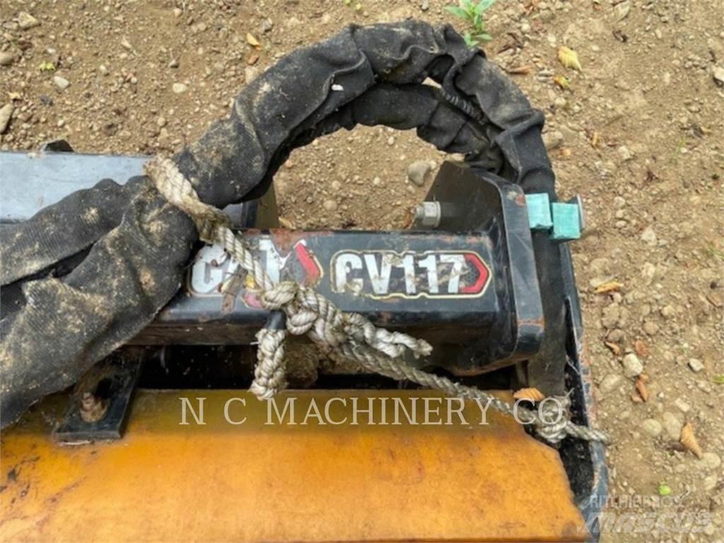 CAT CV117 لوادر انزلاقية التوجيه