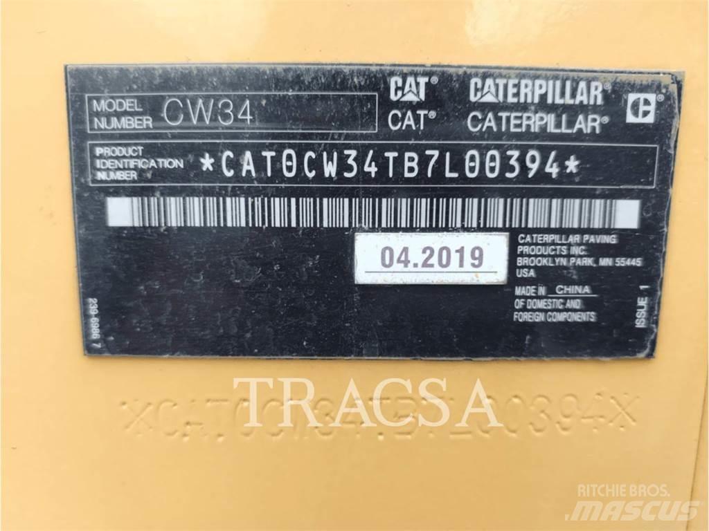 CAT CW 34 مداحل ذات إطارات هوائية