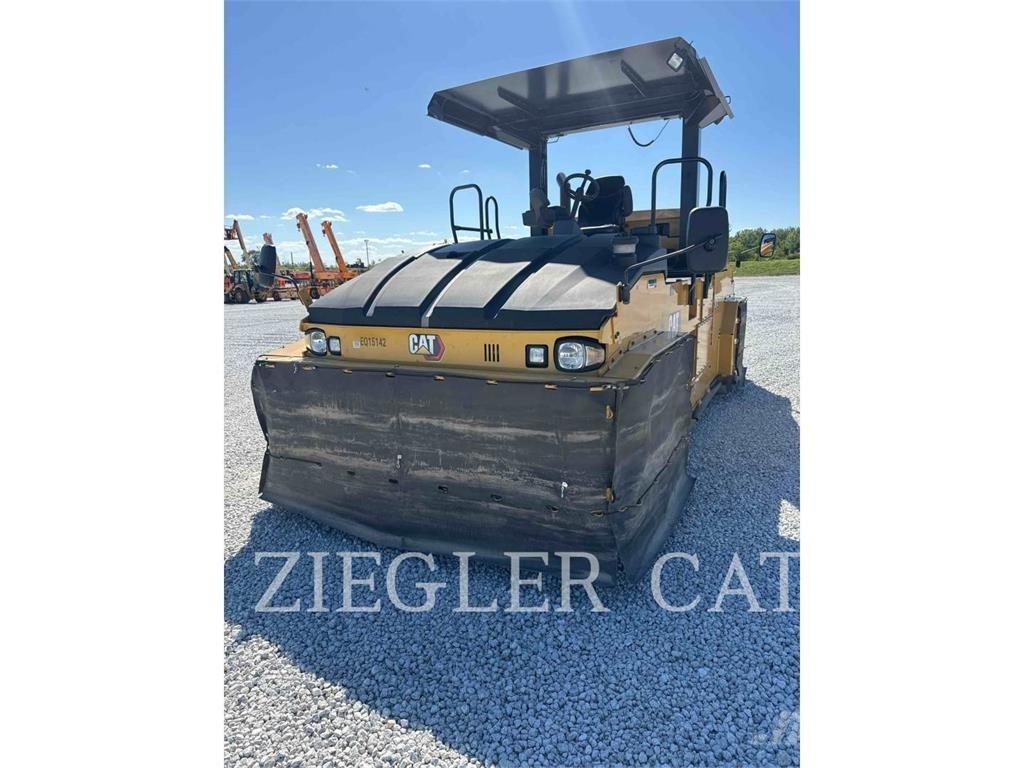 CAT CW 34 مداحل ذات إطارات هوائية