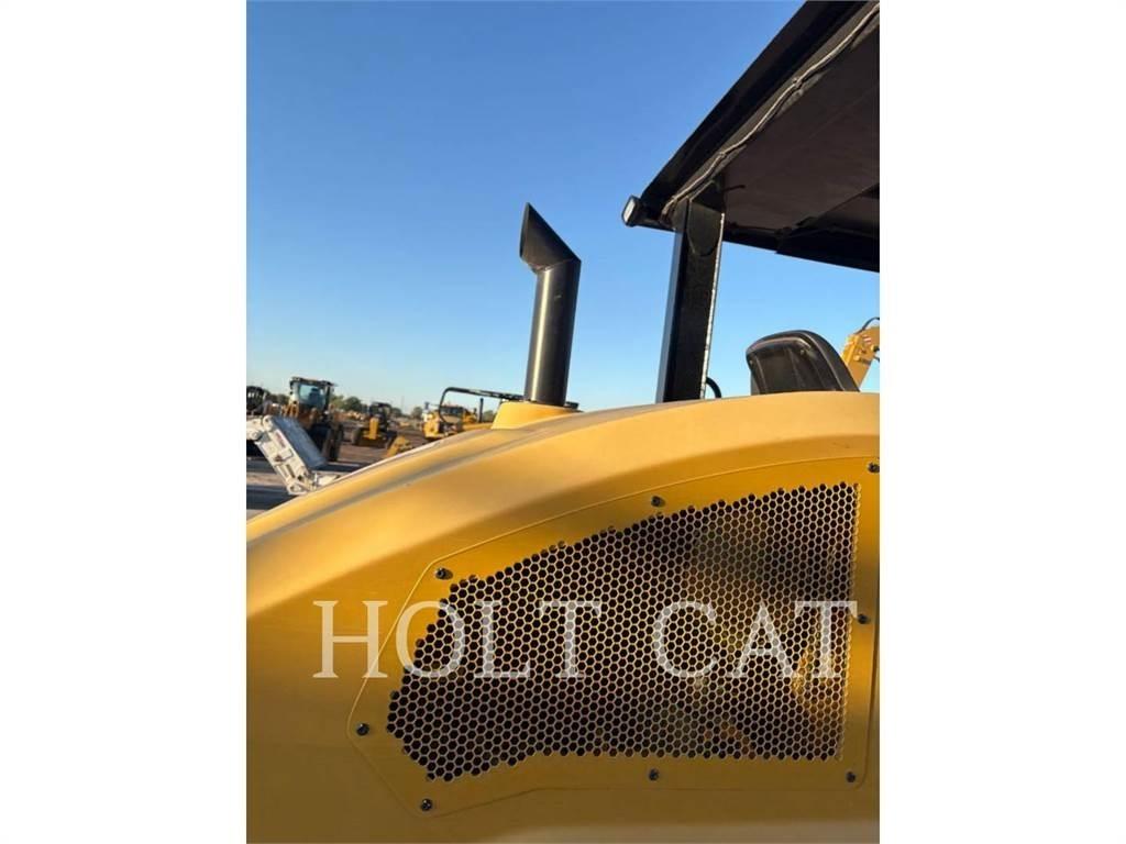 CAT CW16 مداحل أحادية الأسطوانة