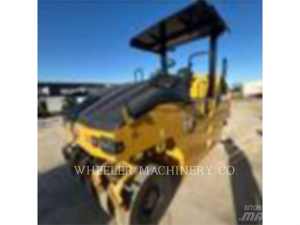 CAT CW16 مداحل ذات إطارات هوائية