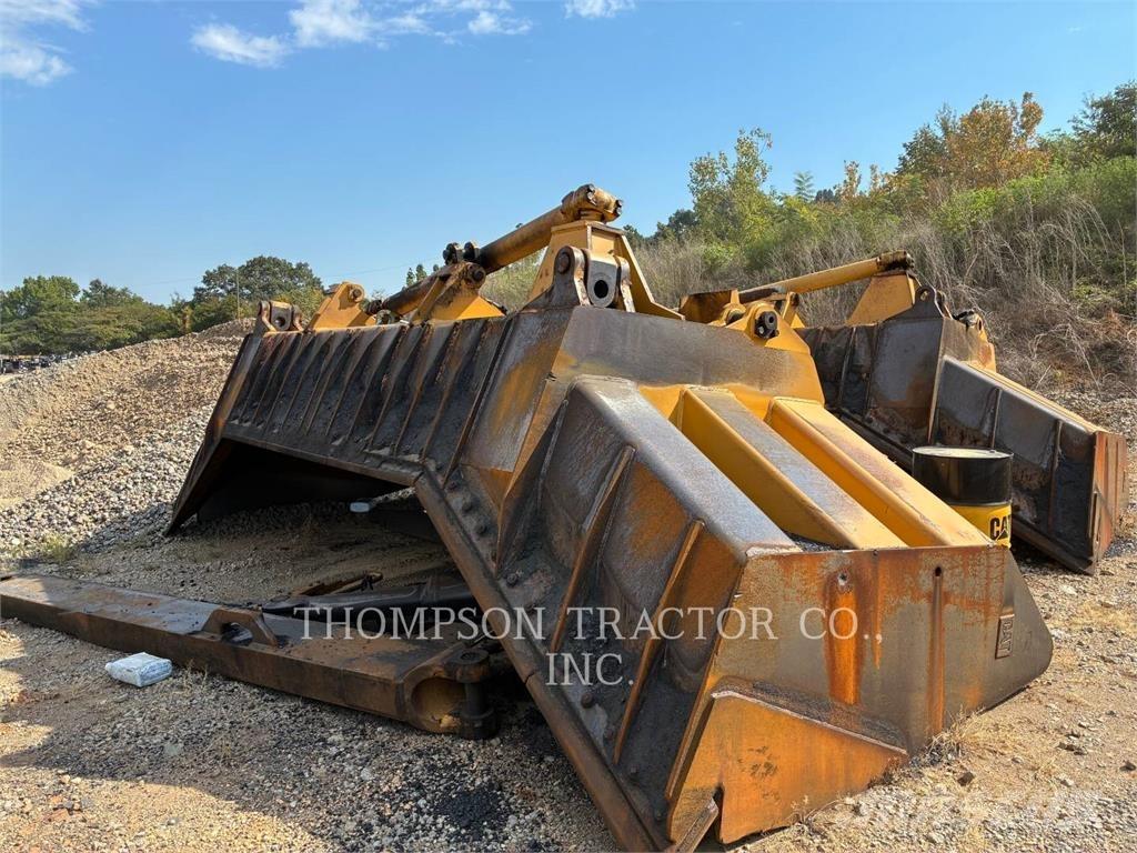 CAT D 10 T 2 بلدوزرات مجنزرة