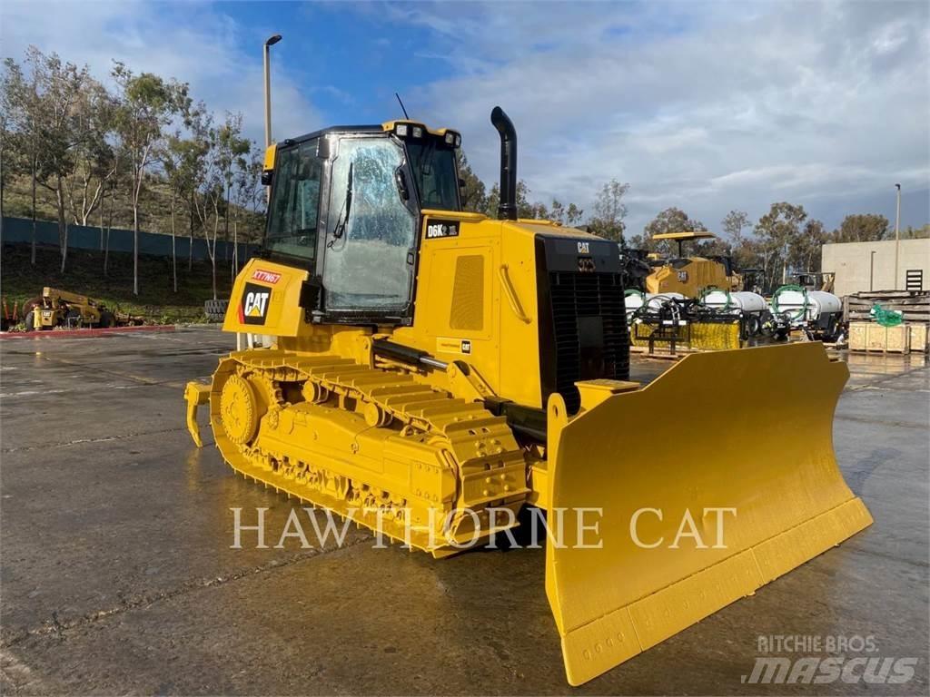 CAT D 6 K XL بلدوزرات مجنزرة
