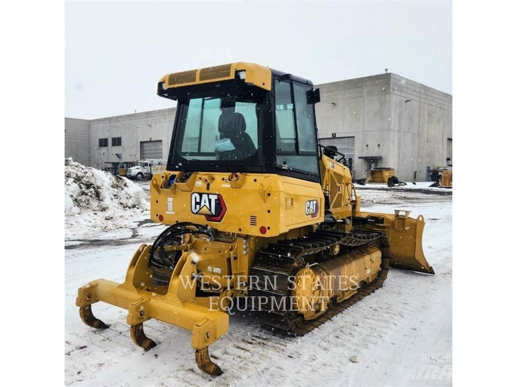 CAT D1 بلدوزرات مجنزرة