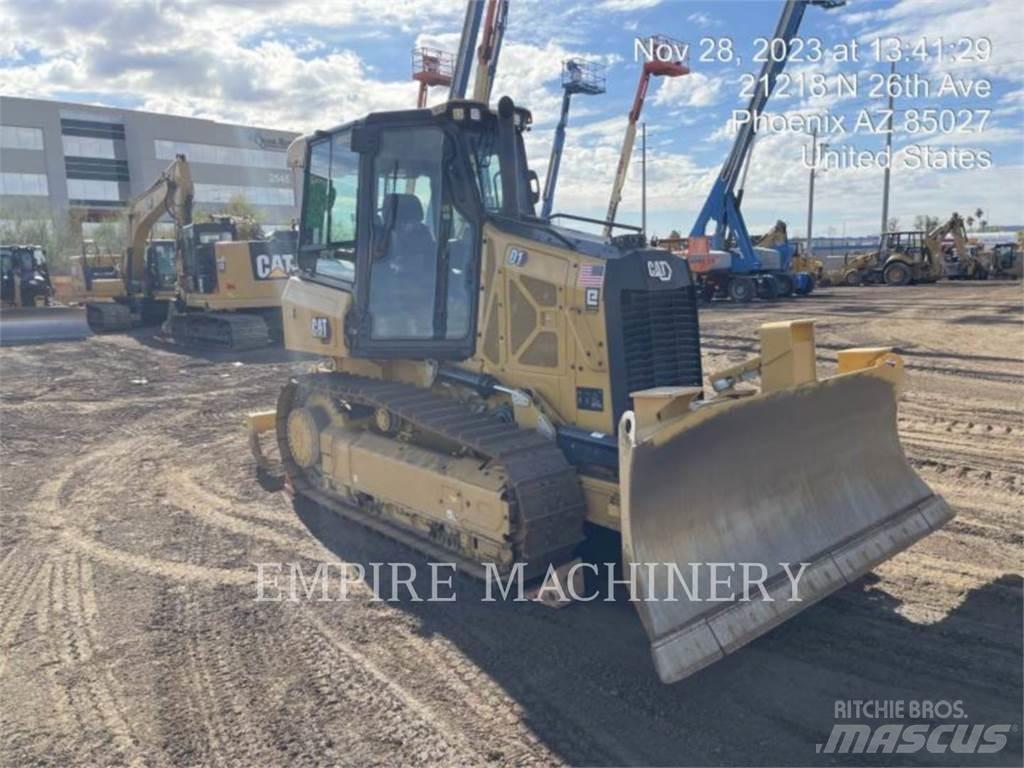 CAT D1-12 TE بلدوزرات مجنزرة