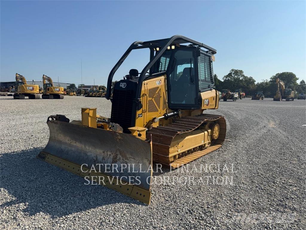 CAT D1-12LGP بلدوزرات مجنزرة
