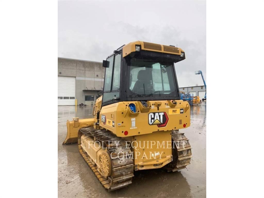 CAT D1-12VI بلدوزرات مجنزرة