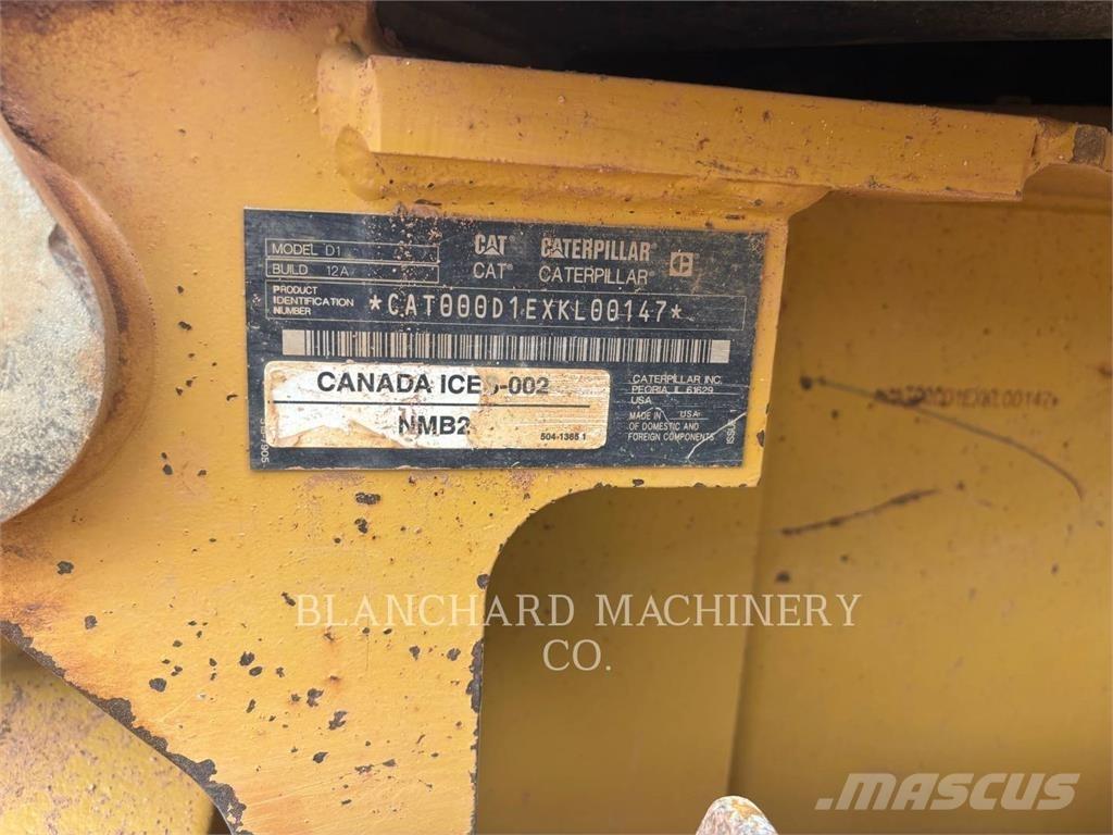 CAT D1 LGP بلدوزرات مجنزرة