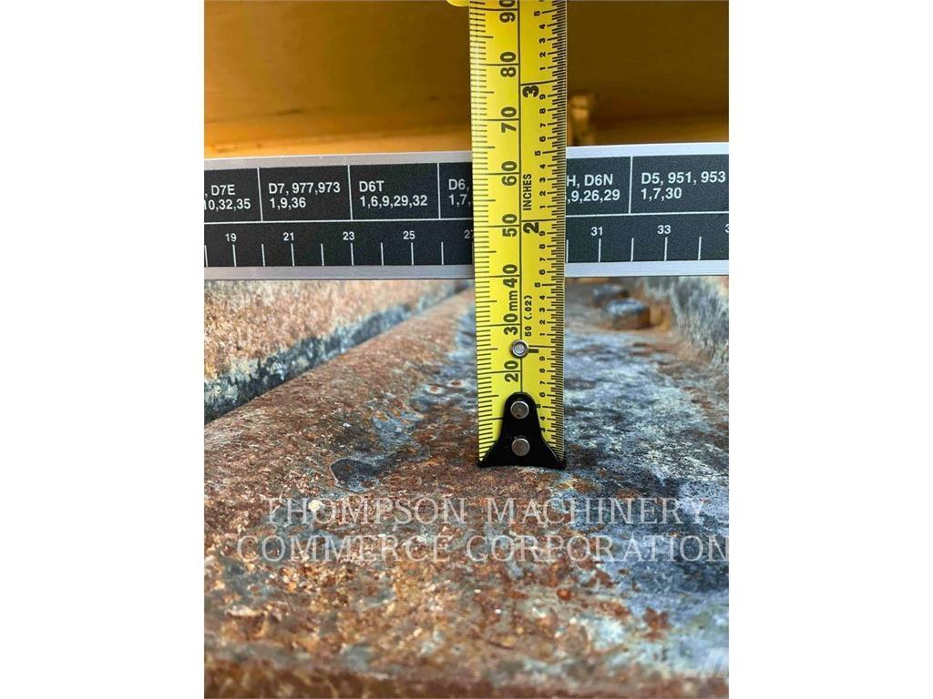 CAT D1 LGP بلدوزرات مجنزرة