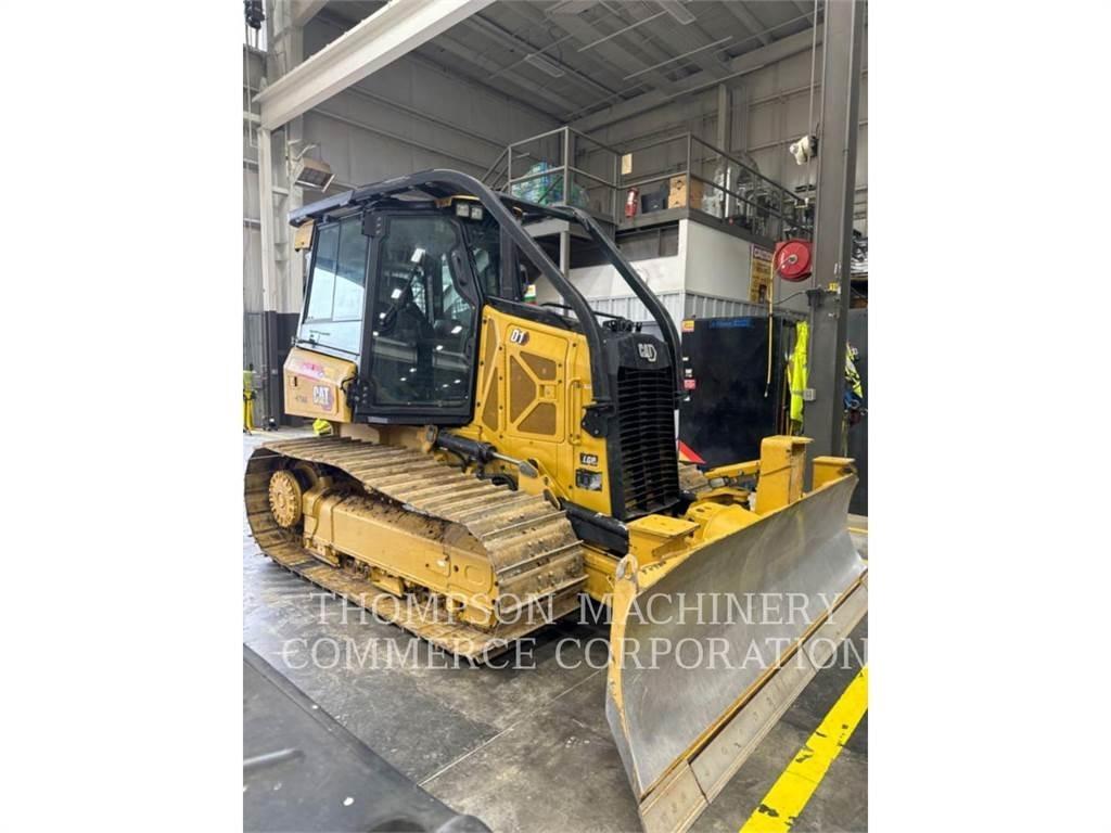 CAT D1 LGP بلدوزرات مجنزرة