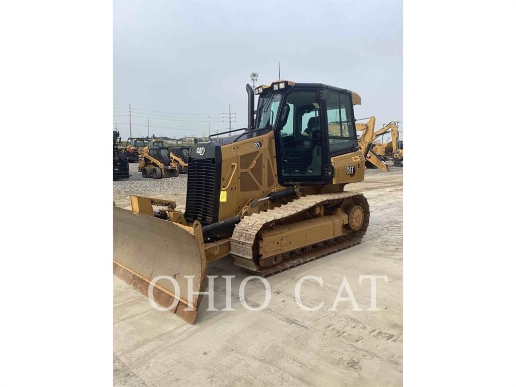 CAT D1 XL بلدوزرات مجنزرة